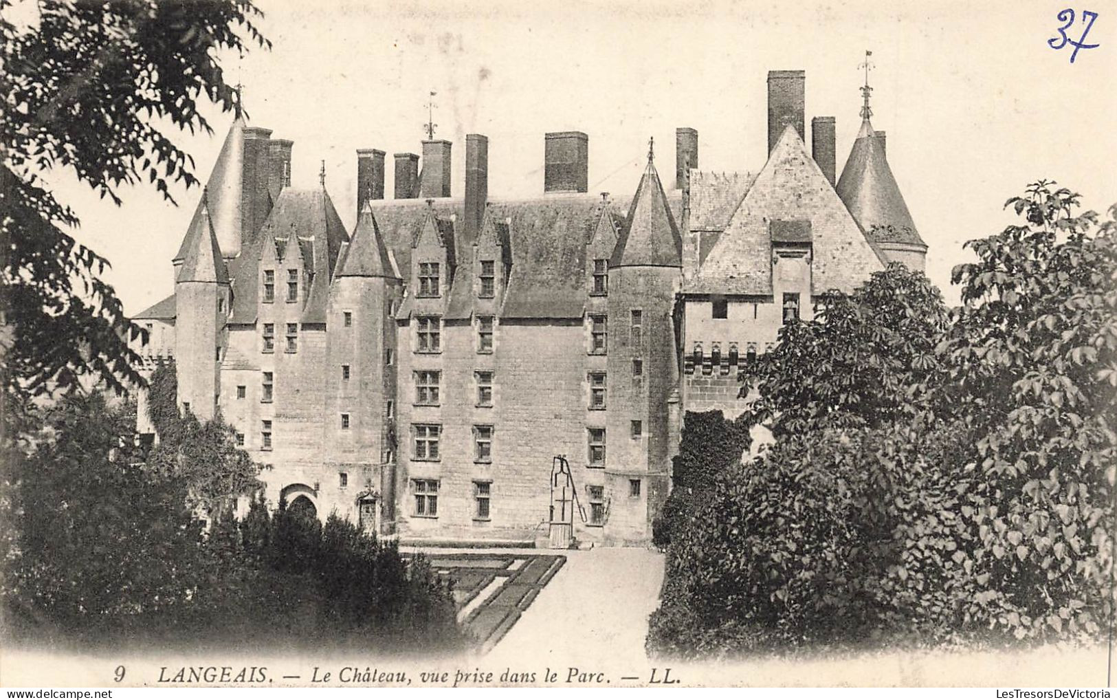 FRANCE - Langeais - Le Château - Vue Prise Dans Le Parc - Carte Postale - Langeais