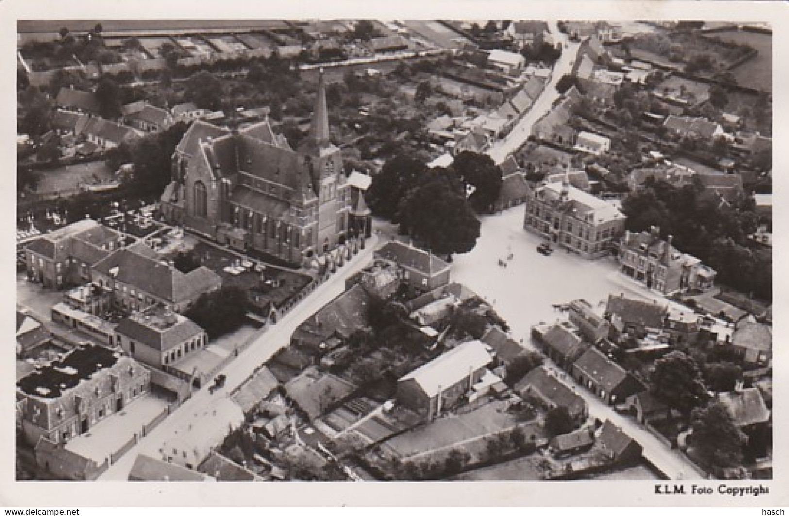 3712	106	Deurne, Luchtfoto 1948 (zie Beschadiging Achterzijde, Hoeken) - Deurne