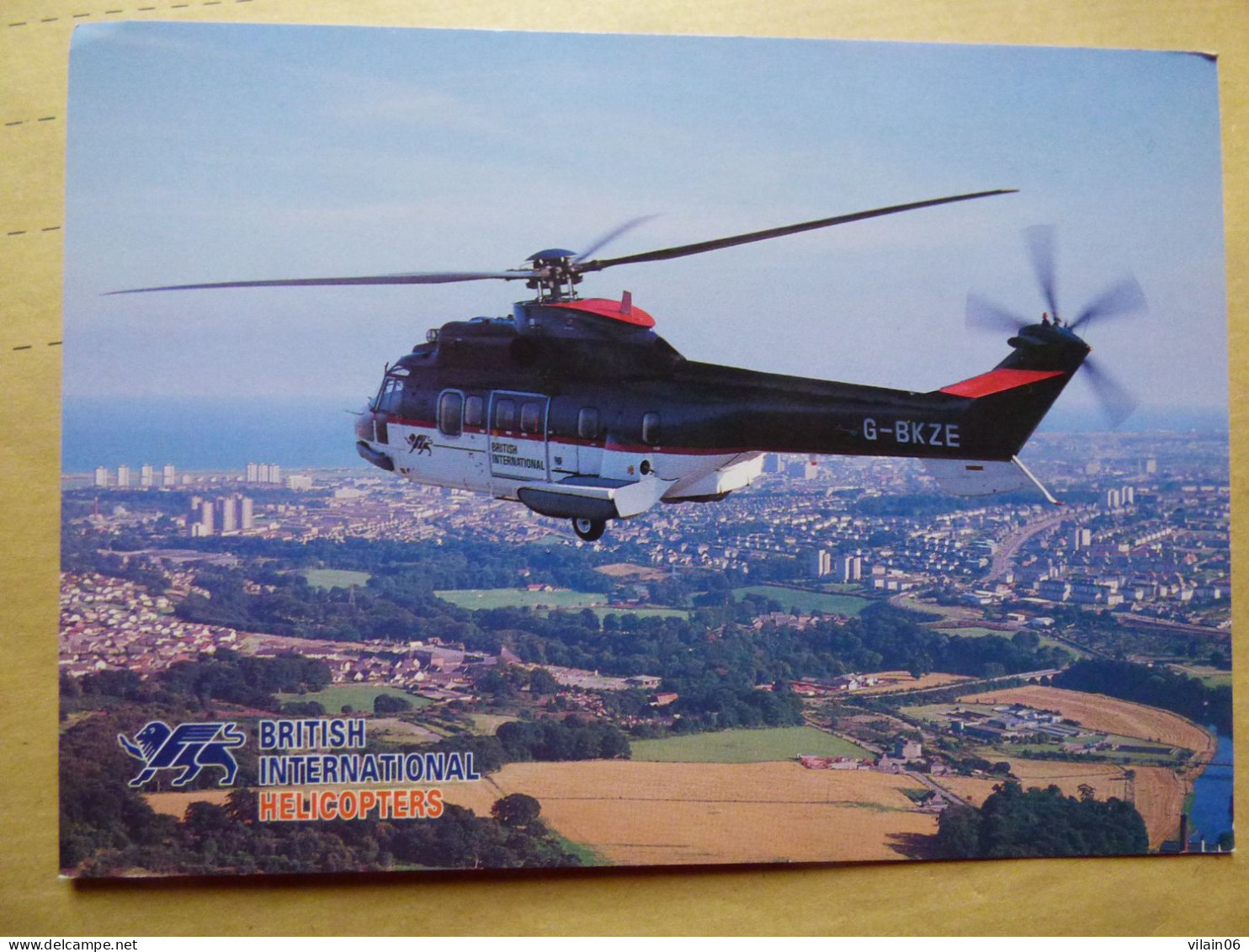 BRITISH INTERNATIONAL HELICOPTERS   SUPER PUMA  G-BKZE   /   COMPAGNIE / AIRLINES ISSUE - Helikopters