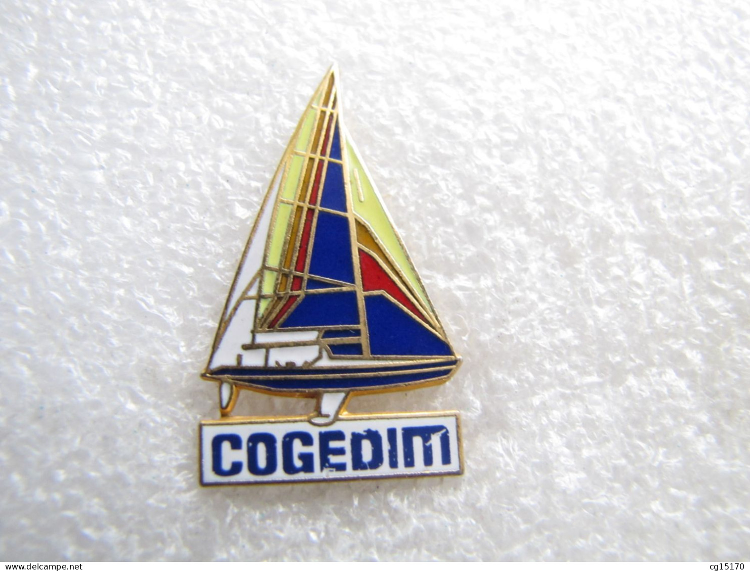 PIN'S    COGEDIM      BÂTEAU   Email Grand Feu  BADGES IMPACT - Boten