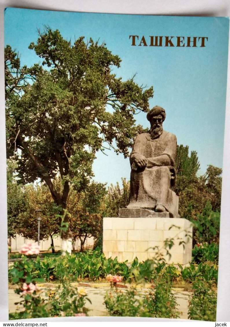 Tashkent Beruni Statue Uzbekistan - Uzbekistán