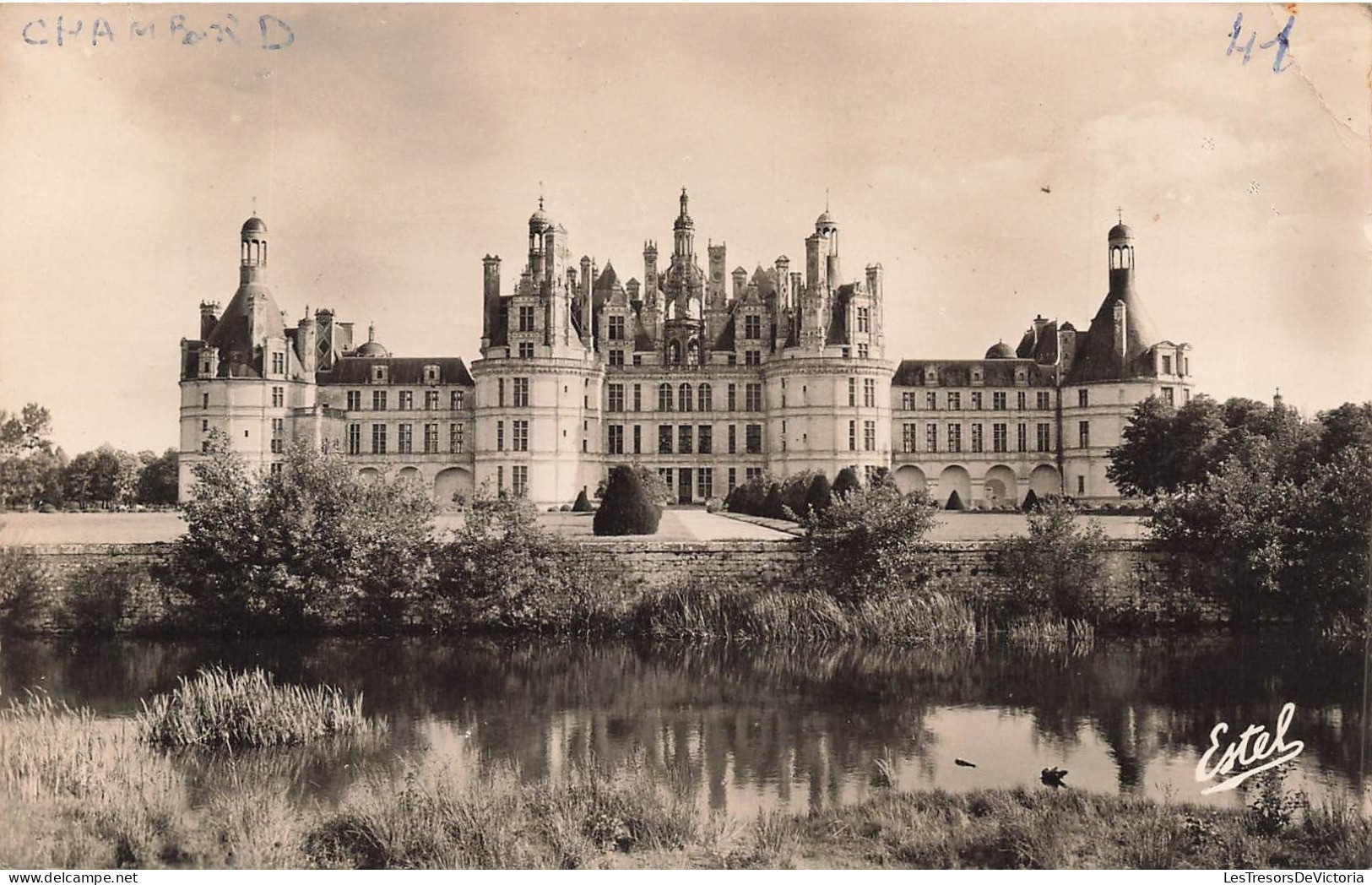 FRANCE - Chambord - Le Château - Façade Et Jardins Sur Le Cosson - Carte Postale Ancienne - Chambord