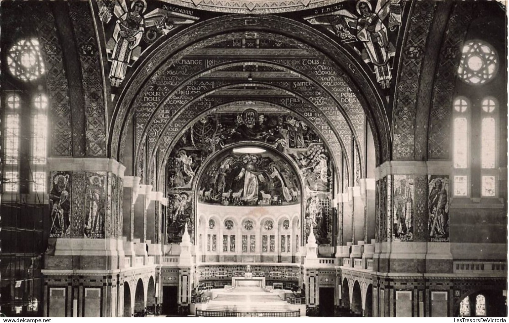 FRANCE - Lisieux - Basilique Sainte-Thérèse De Lisieux - Vue D'ensemble - Carte Postale - Lisieux