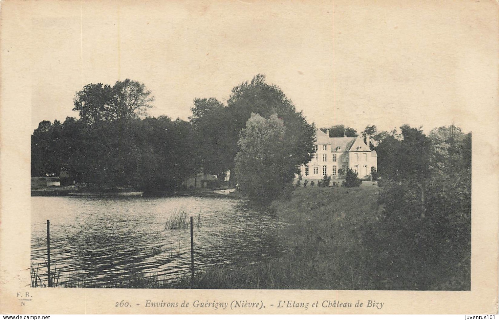 CPA Environs De Guérigny-L'étang Et Château De Bizy-260      L2725 - Guerigny