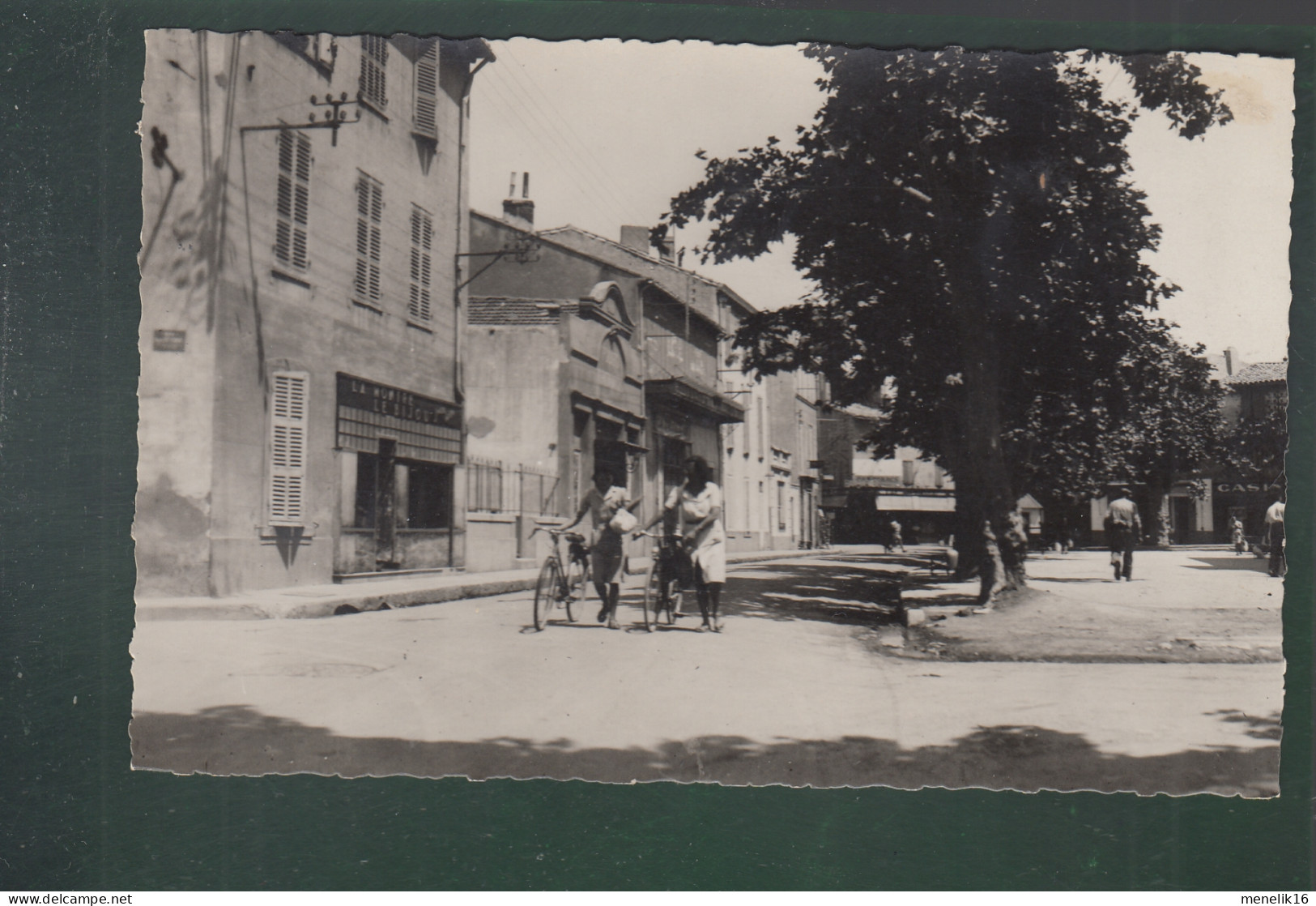 CP - 13 - Marignane - Place De La République - Marignane