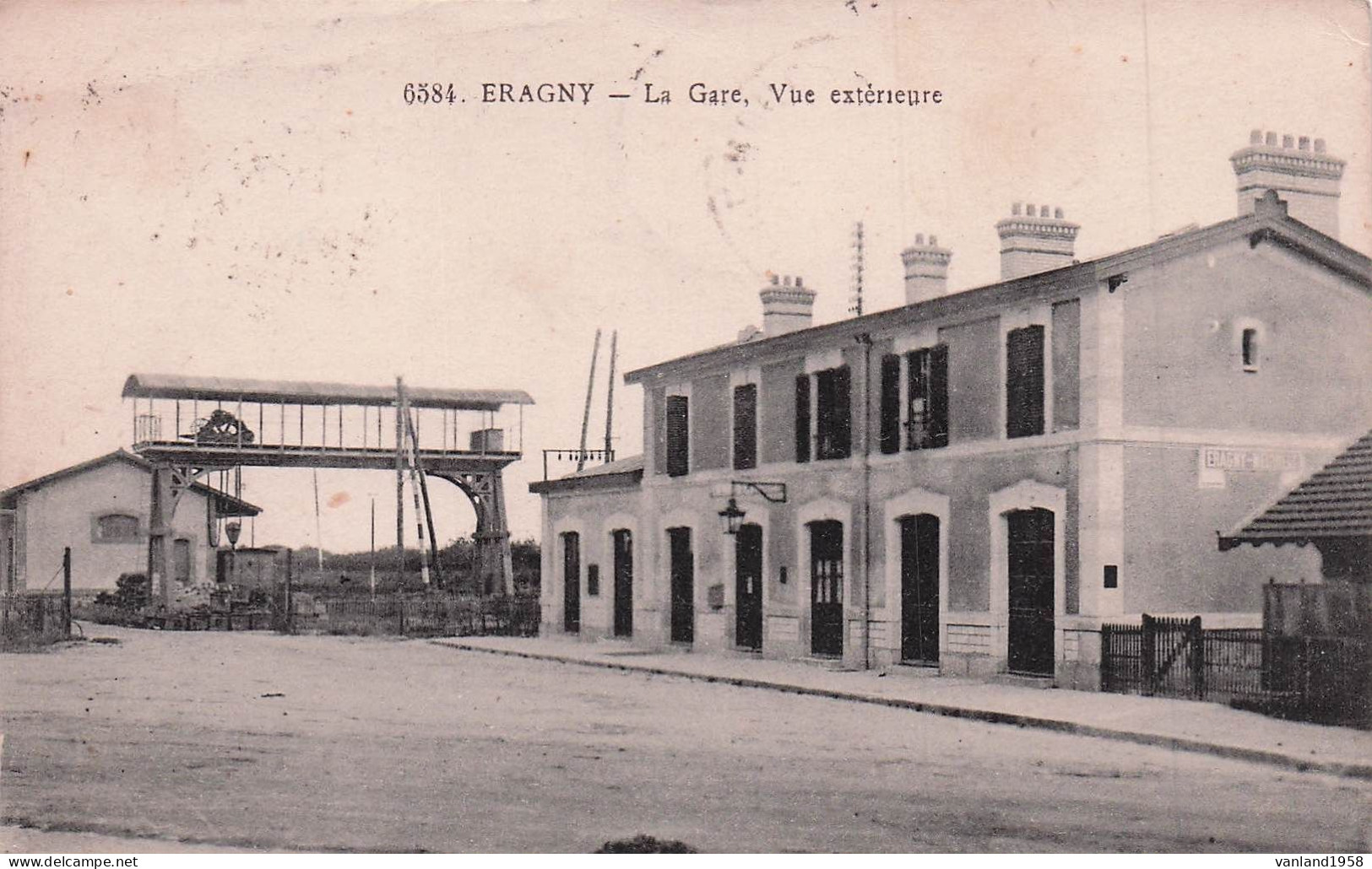 ERAGNY-la Gare,vue Extérieure - Eragny