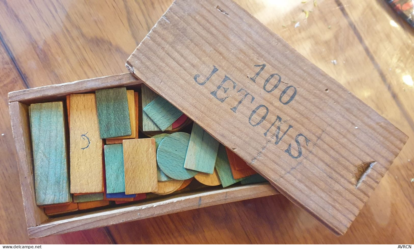 JEU NAIN JAUNE JEUJURA AVEC JETONS BOIS ET CARTES ANNEES 1960 - Altri & Non Classificati