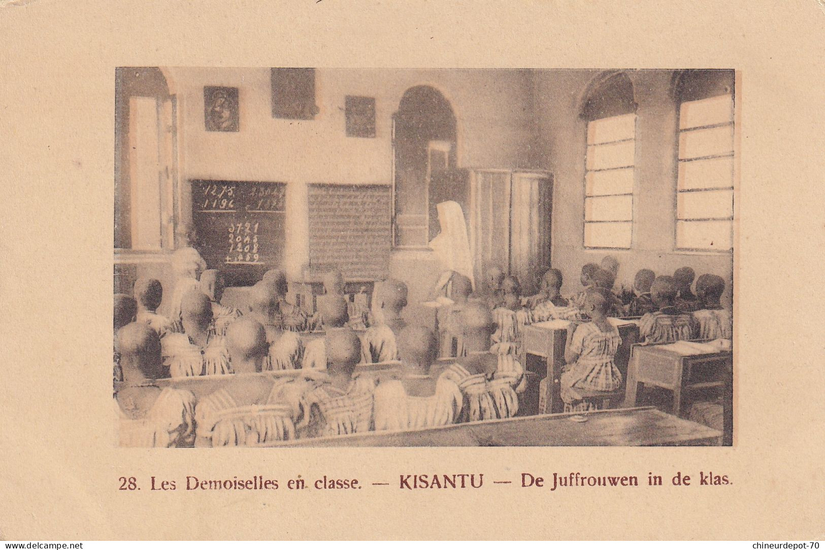 28 Les Demoiselles En Classe KISANTU De Juffrouwen In De Klas - Congo Belge