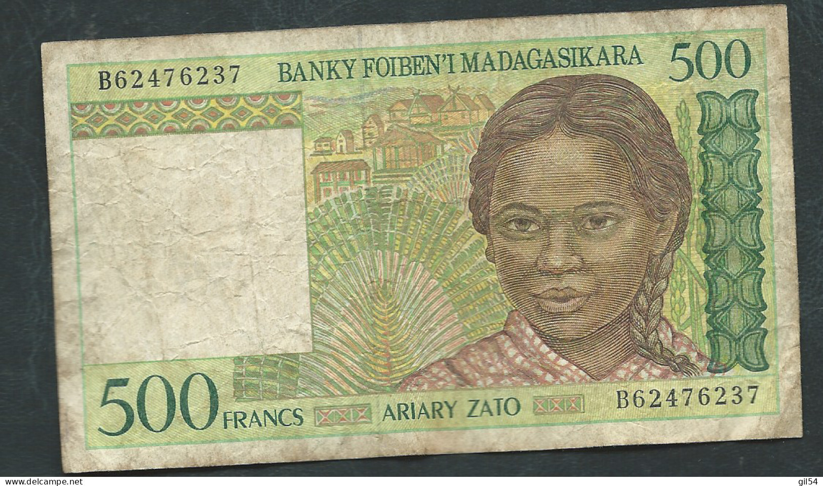 Billet MADAGASCAR 500 FRANCS ND (1994) B62476237- Laura 13015 - Madagascar