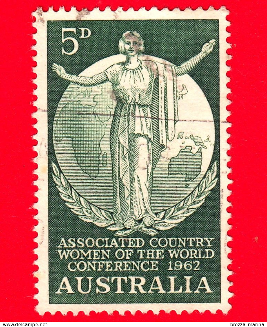 AUSTRALIA - Usato - 1962 - Conferenza Delle Donne Dei Paesi Associati Del Mondo, Melbourne - 5 - Used Stamps