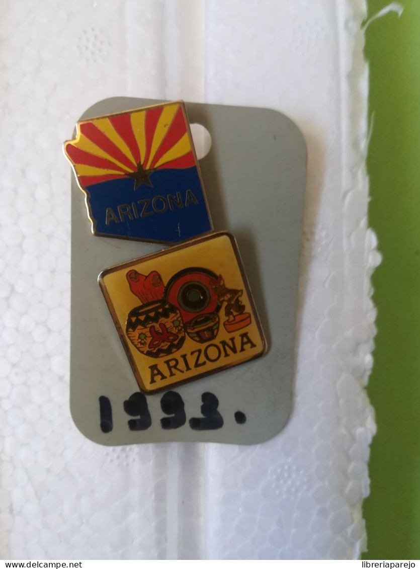 Lote 2 Pins Arizona Estados Unidos - Sin Clasificación