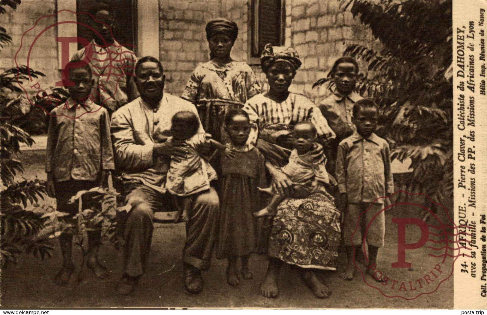 DAHOMEY. (Afrique). Pierre Claver, Catéchiste Du Dahomey, Avec Sa Famille - Dahomey