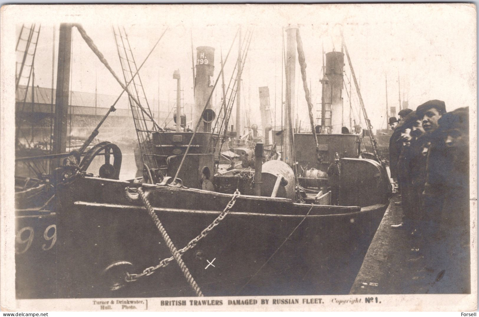 British Trawlers Damaged By Russian Fleet , Hull (Unused) - Hull