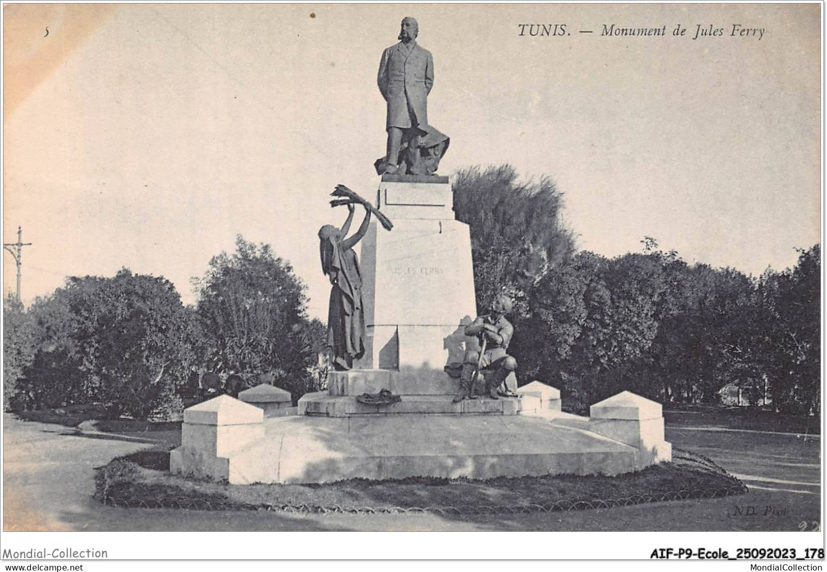 AIFP9-ECOLE-1002 - TUNIS - Monument De Jules Ferry TUNISIE - Schulen