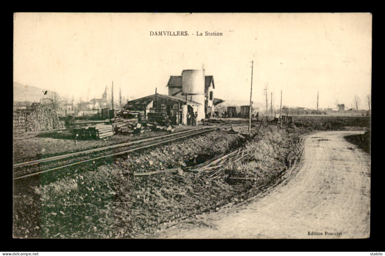 55 - DAMVILLERS - LA STATION - CHEMIN DE FER - EDITEUR PONCELET - Damvillers