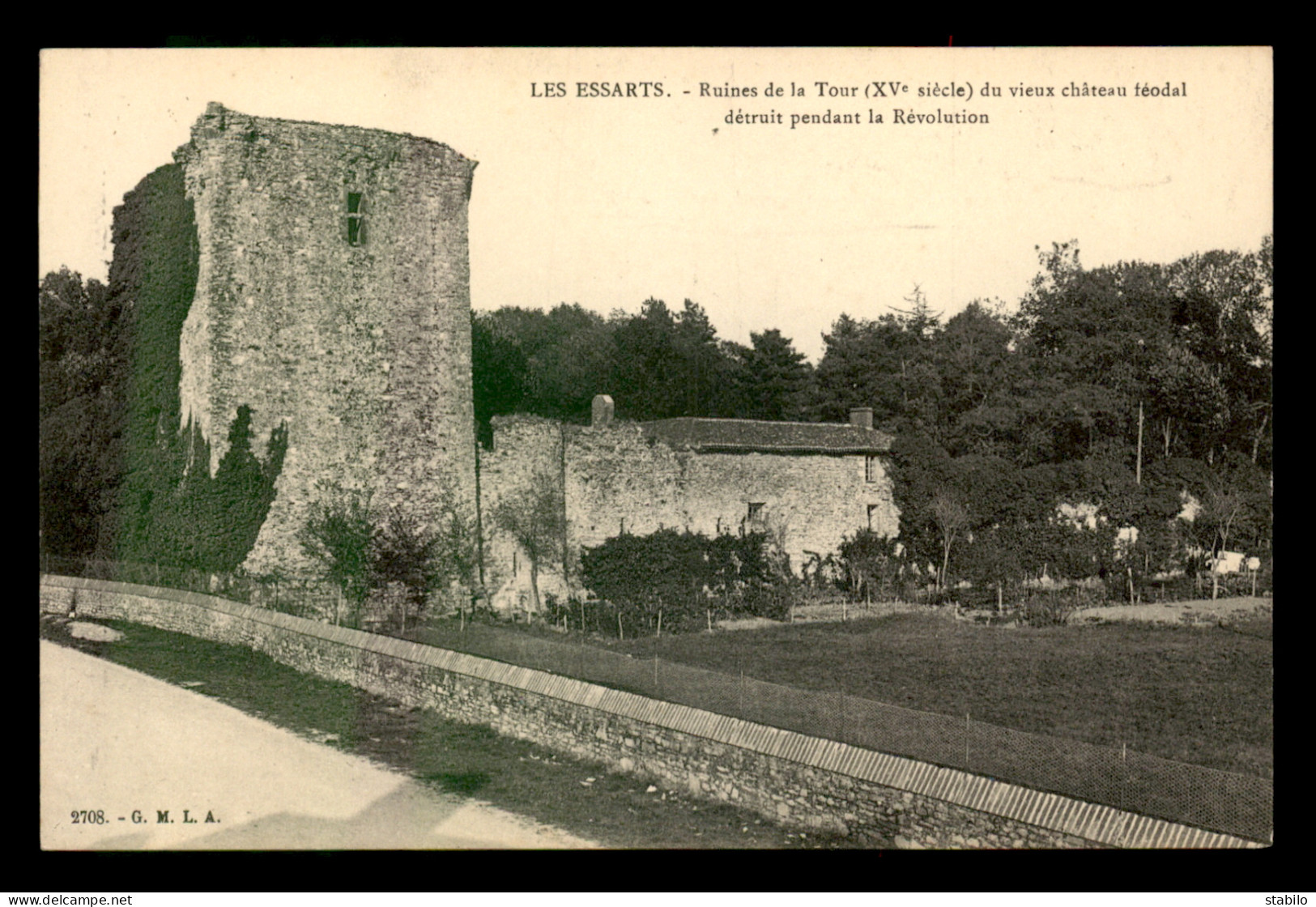 85 - LES ESSARTS - LA TOUR DU VIEUX CHATEAU FEODAL - Les Essarts