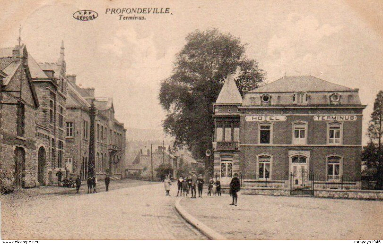 Profondeville  Terminus  Tram Bien Animée Voyagé En 193???? - Profondeville