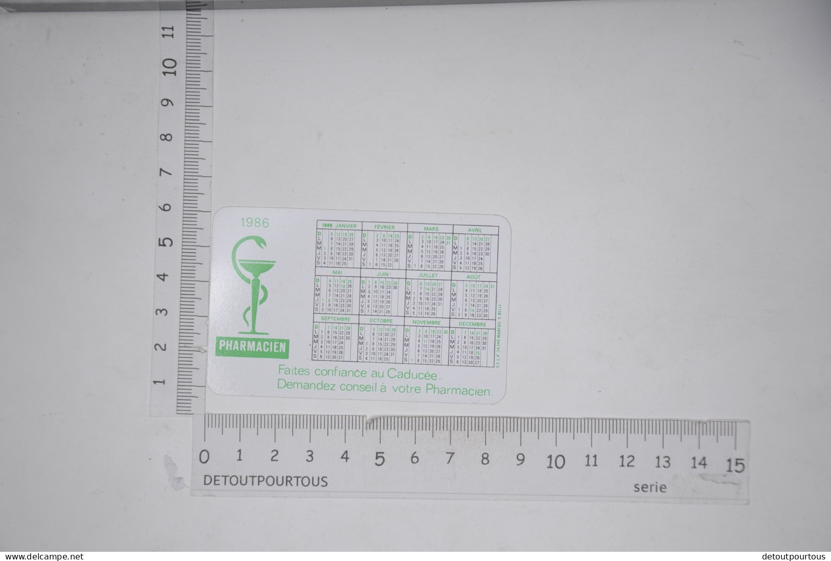 Mini Calendrier Format Carte De Visite 1986 Pharmacien - Tamaño Pequeño : 2001-...
