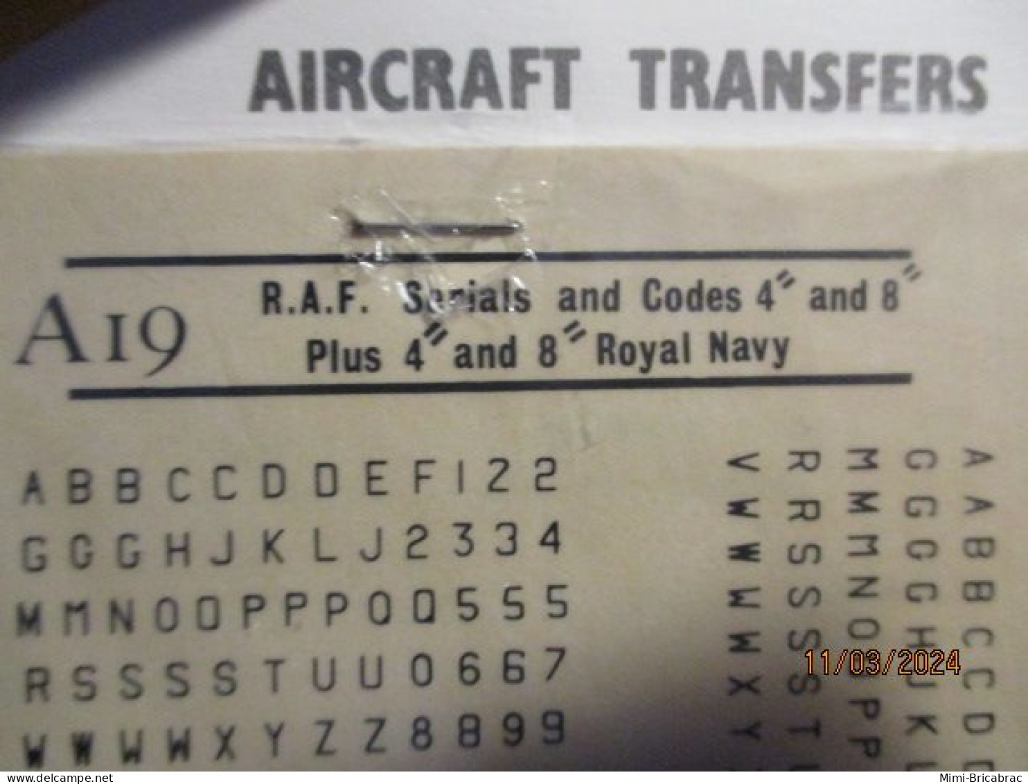 DEC24 : Planche Décals ALMARKS N°A4 1/72 ROYAL NAVY Et RAF Serials Lettres Noires Et Blanches (COMPLET NEUF) - Vliegtuigen