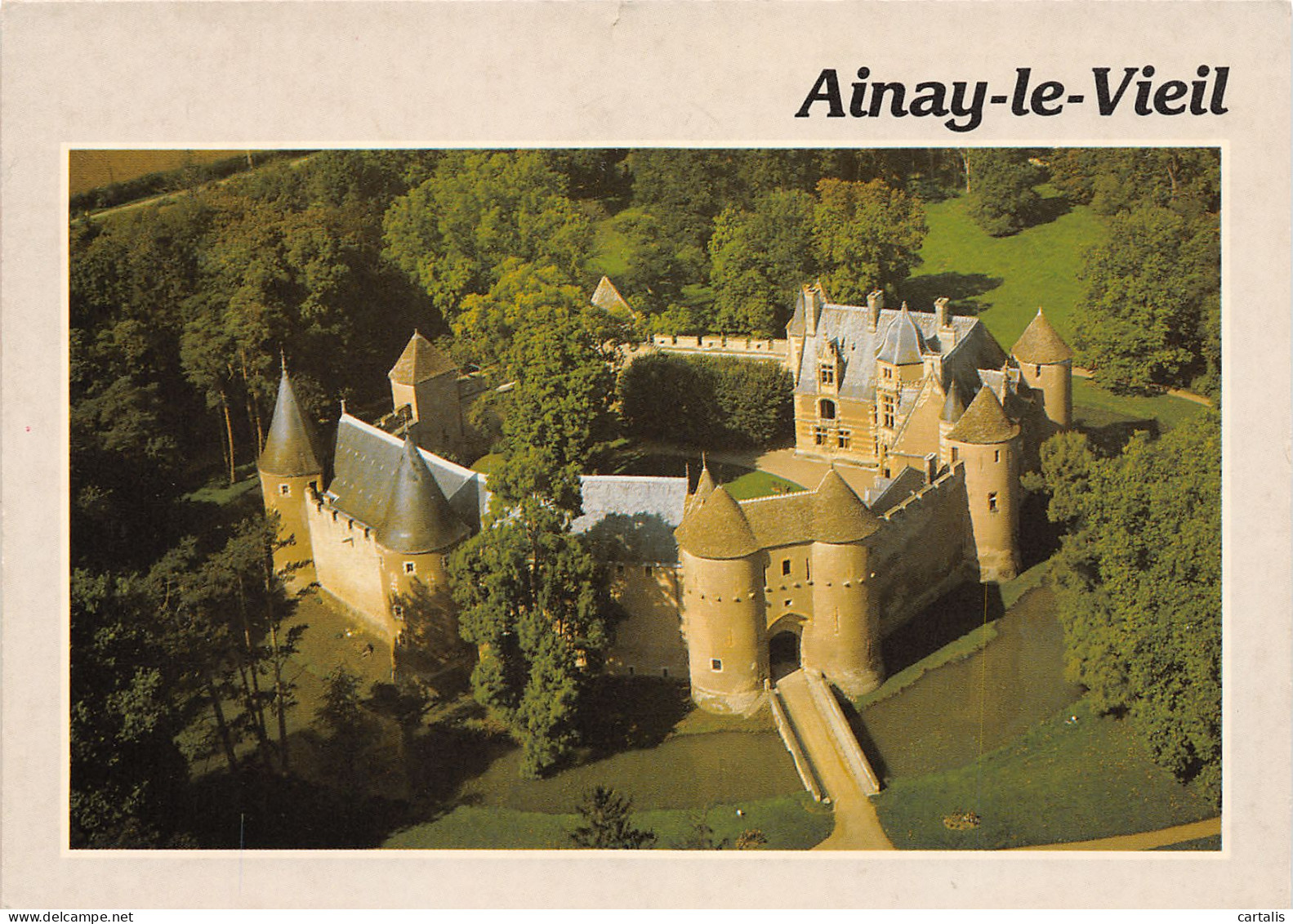 18-AINAY LE VIEIL-N°3689-C/0215 - Ainay-le-Vieil
