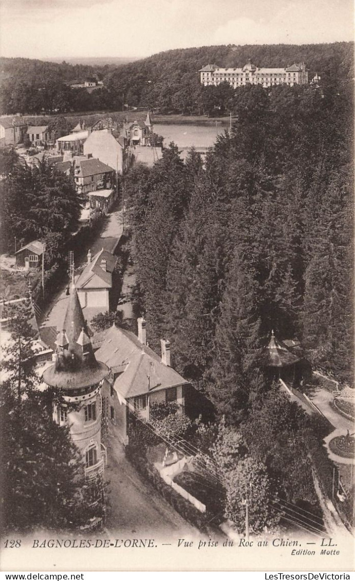 FRANCE - Bagnoles De L'Orne - Vue Prise Du Roc Au Chien - Carte Postale - Bagnoles De L'Orne