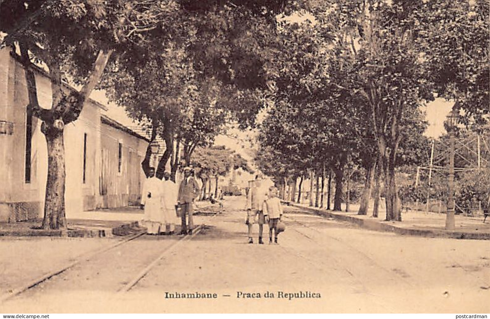 Mozambique - INHAMBANE - Praça Da Republica - J. Pestonjee Photographer - Publ. J. Philippe  - Mozambique
