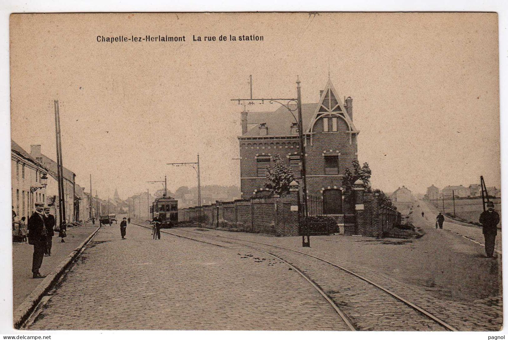 Belgique : Chapelle Lez Herlaimont : La Rue De La Station - Chapelle-lez-Herlaimont