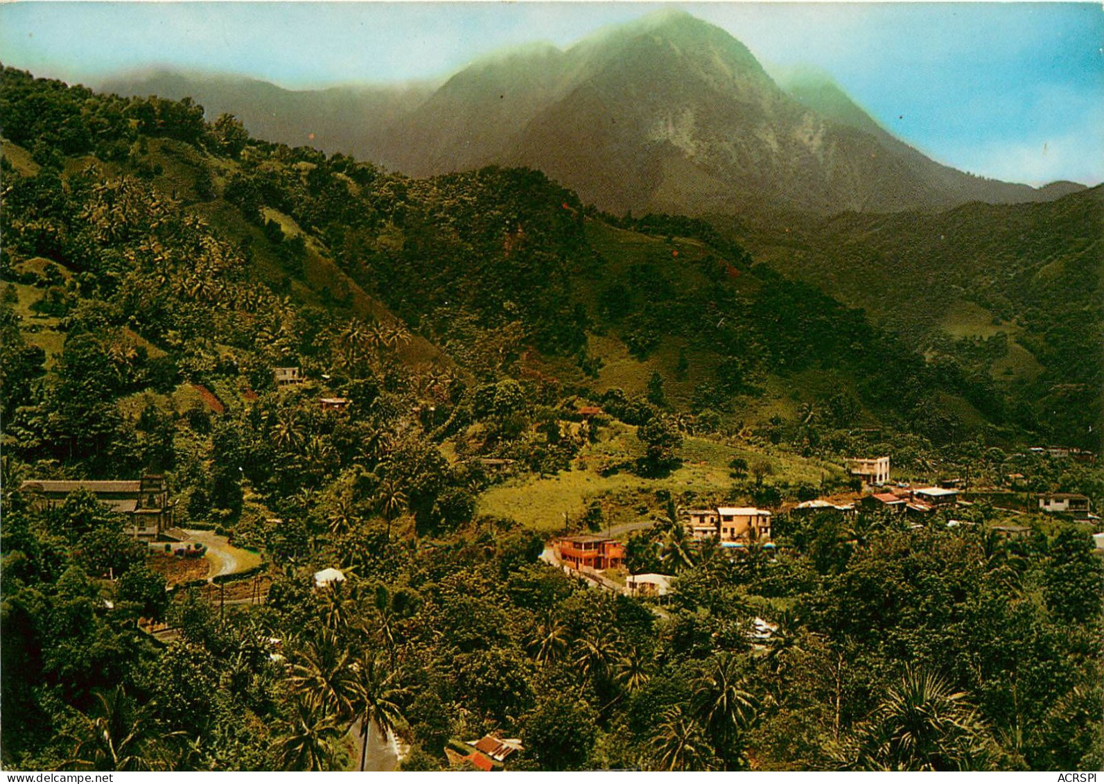 Martinique   Le Village De Fond Saint Denis (scan Recto-verso) Ref 1013 - Le Marin