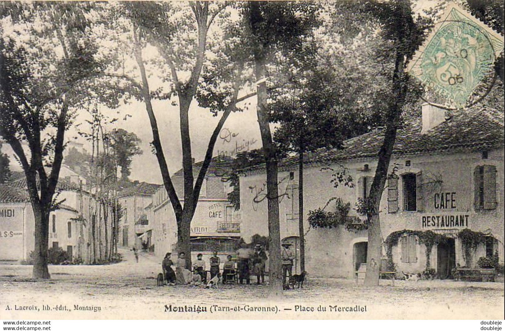 D82  MONTAIGU  Place Du Marcadiel  ......... Carte Peu Courante - Montaigu De Quercy