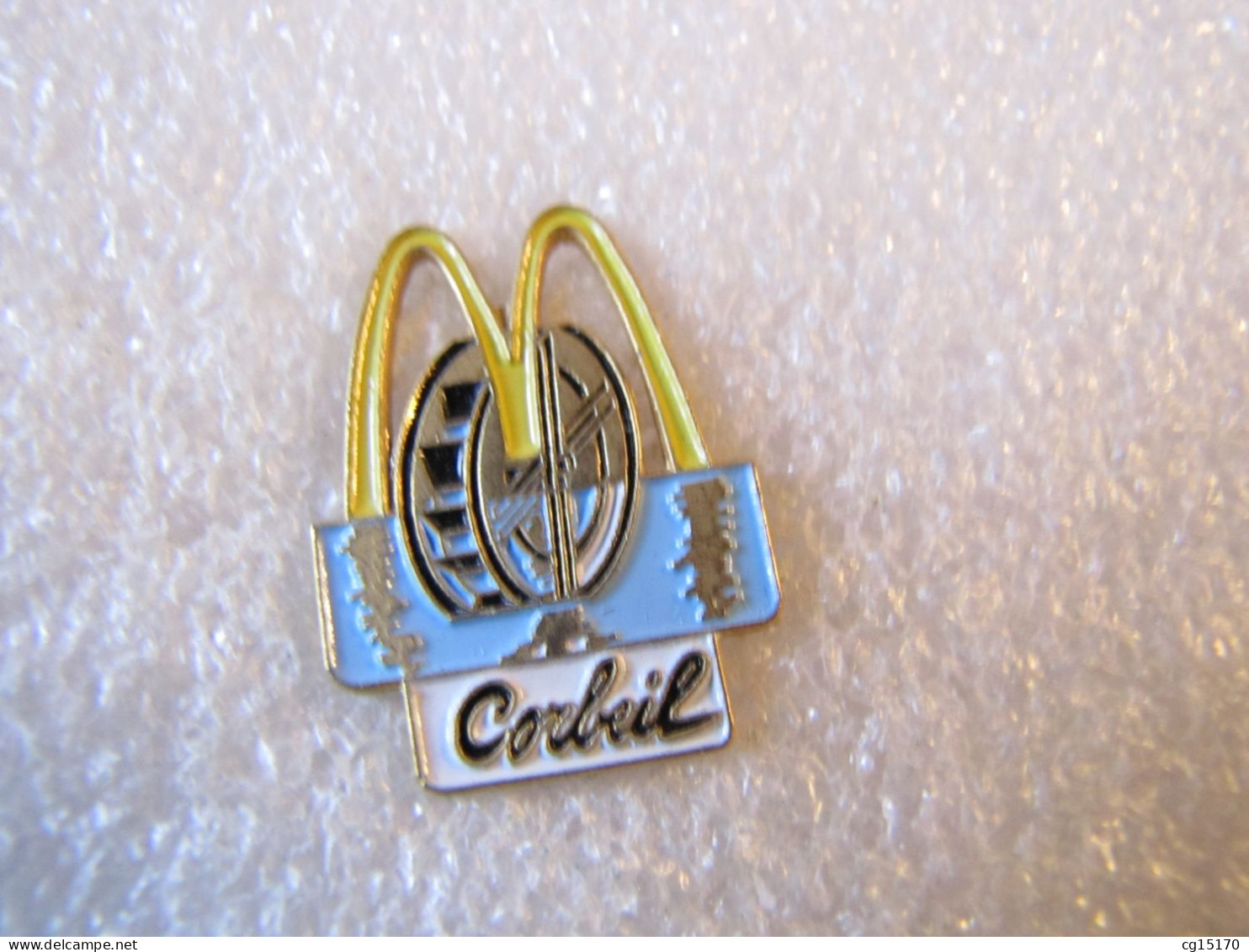 PIN'S   McDonald's CORBEIL - McDonald's