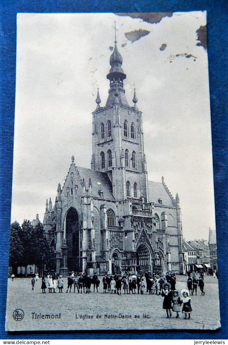 TIENEN -  TIRLEMONT  - 2  POSTKAARTEN  :  " Onze Lieve Vrouw Kerk " - " Binnenzicht "  - - Tienen