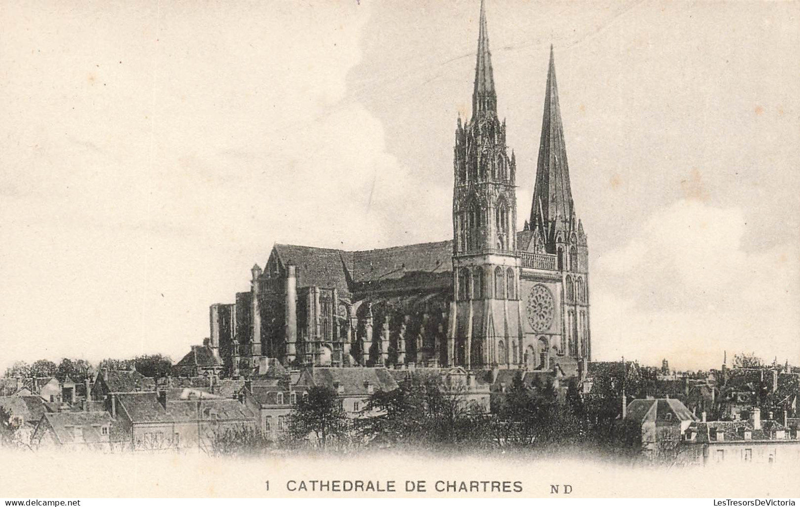 FRANCE - Cathédrale De Chartres - Vue Générale - Vue De L'extérieur - N D - Carte Postale Ancienne - Chartres