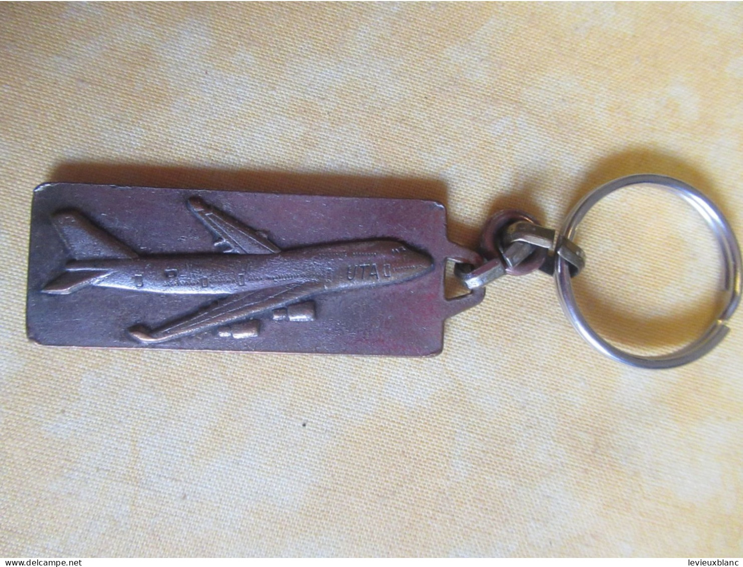 Aviation / Transport / UTA French Airlines /Union Des Transports Aériens/France/Vers 1970-1989                    POC742 - Key-rings