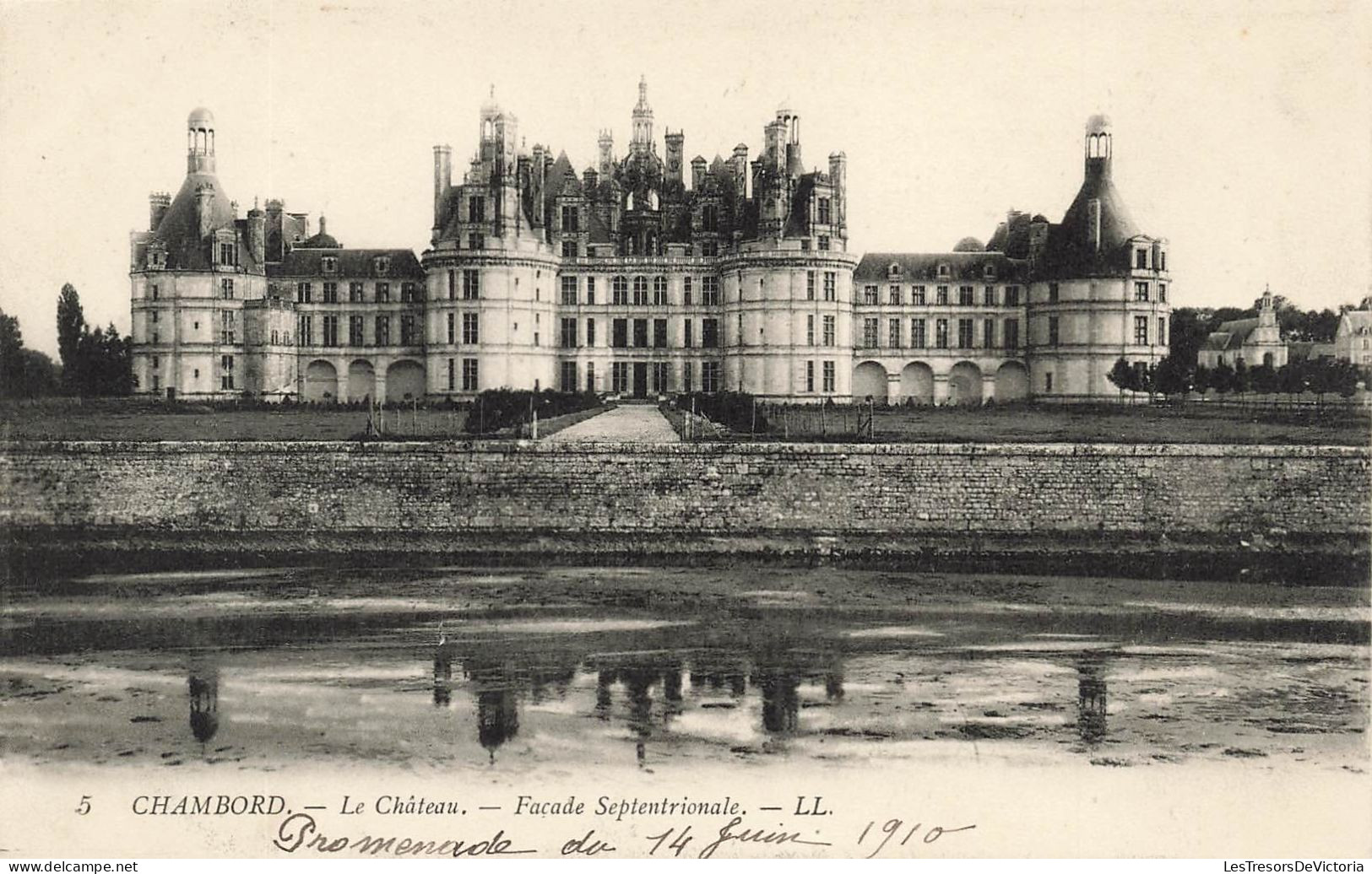 FRANCE - Chambord - Le Château - Façade Septentoriale - LL - Promenade Du 14 Juin - Carte Postale Ancienne - Chambord