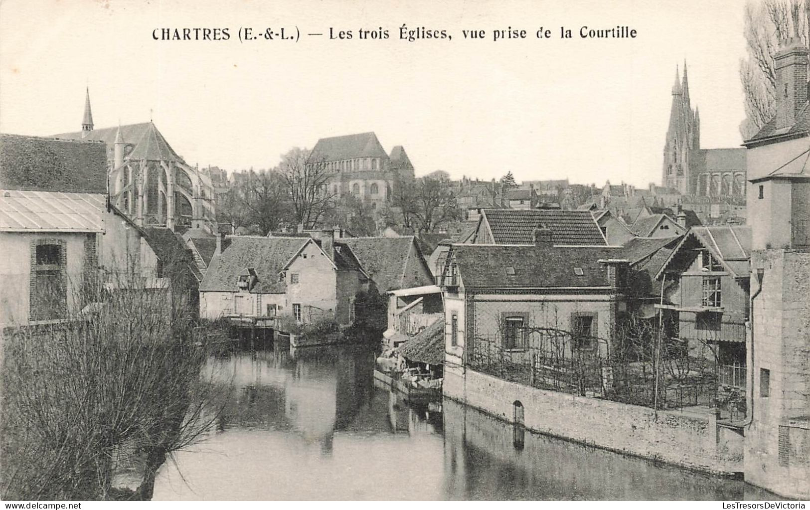 FRANCE - Chartres (E & L) - Les Trois églises - Vue Prise De La Courtille - Carte Postale Ancienne - Chartres