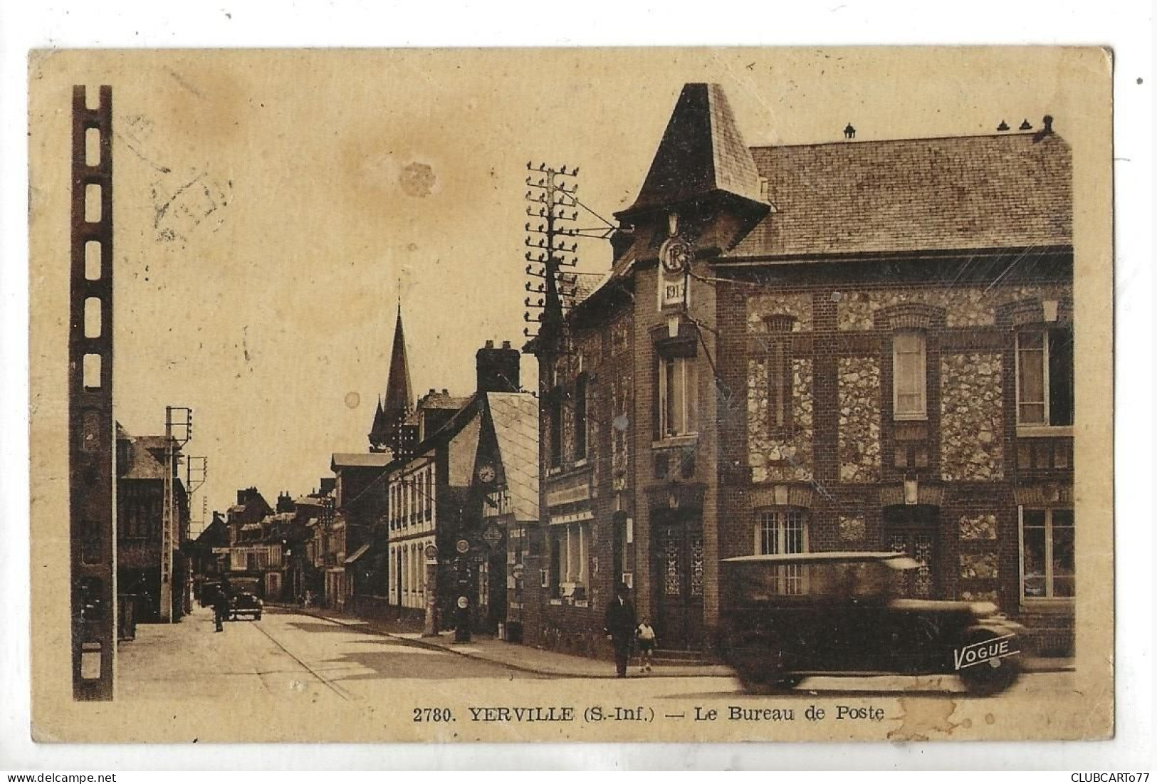 Yerville (76) : GP D'une Voiture Circulant Devant Le La Poste En 1950 (animé) ETAT PF - Yerville