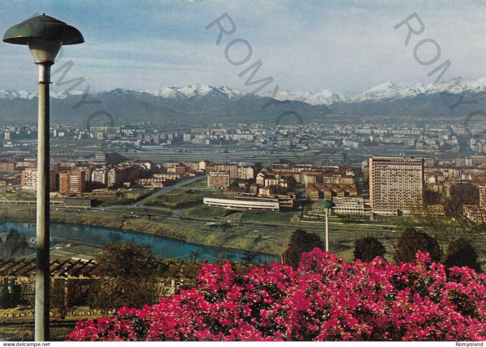 CARTOLINA  C2 TORINO,PIEMONTE-PANORAMA-CENTRO I.N.A.I.L. E MUSEO DELL'AUTOMOBILE-STORIA,BELLA ITALIA,VIAGGIATA 1976 - Musées