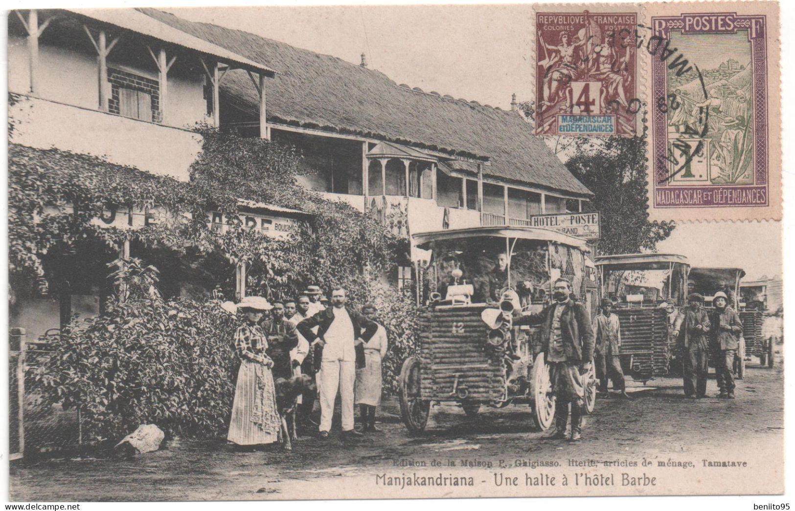 CPA De MANJAKANDRIANA (MADAGASCAR)  Une Halte à L'hôtel BARBE. - Madagascar