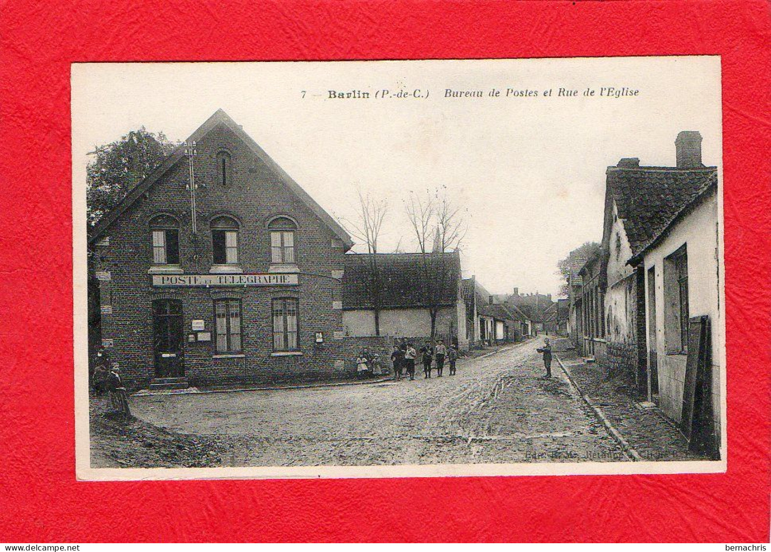 BARLIN                    Bureau De Poste Et Rue De L'église                   62 - Barlin