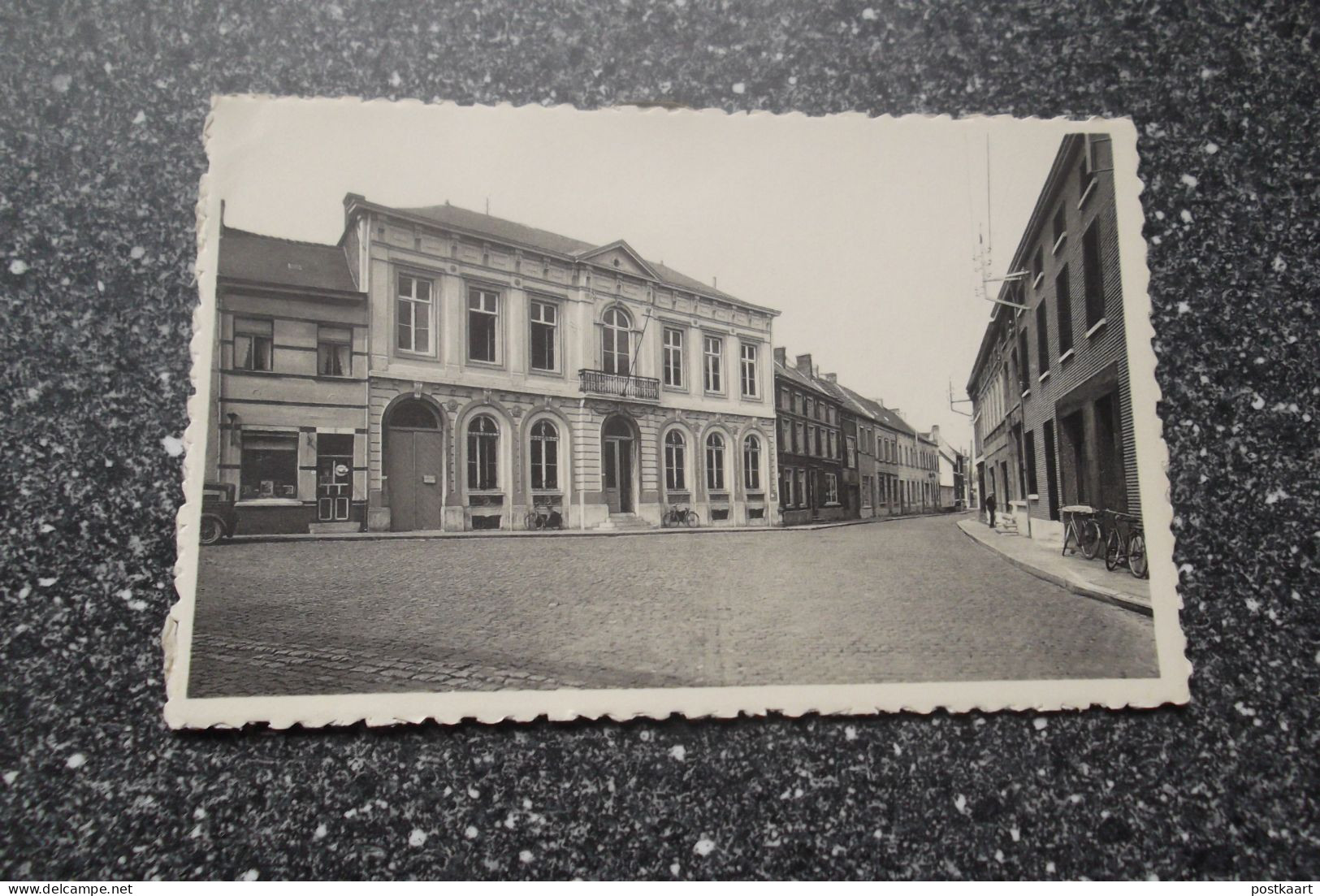 SENEFFE: Hotel De Ville Et La Rue Lintermans - Seneffe