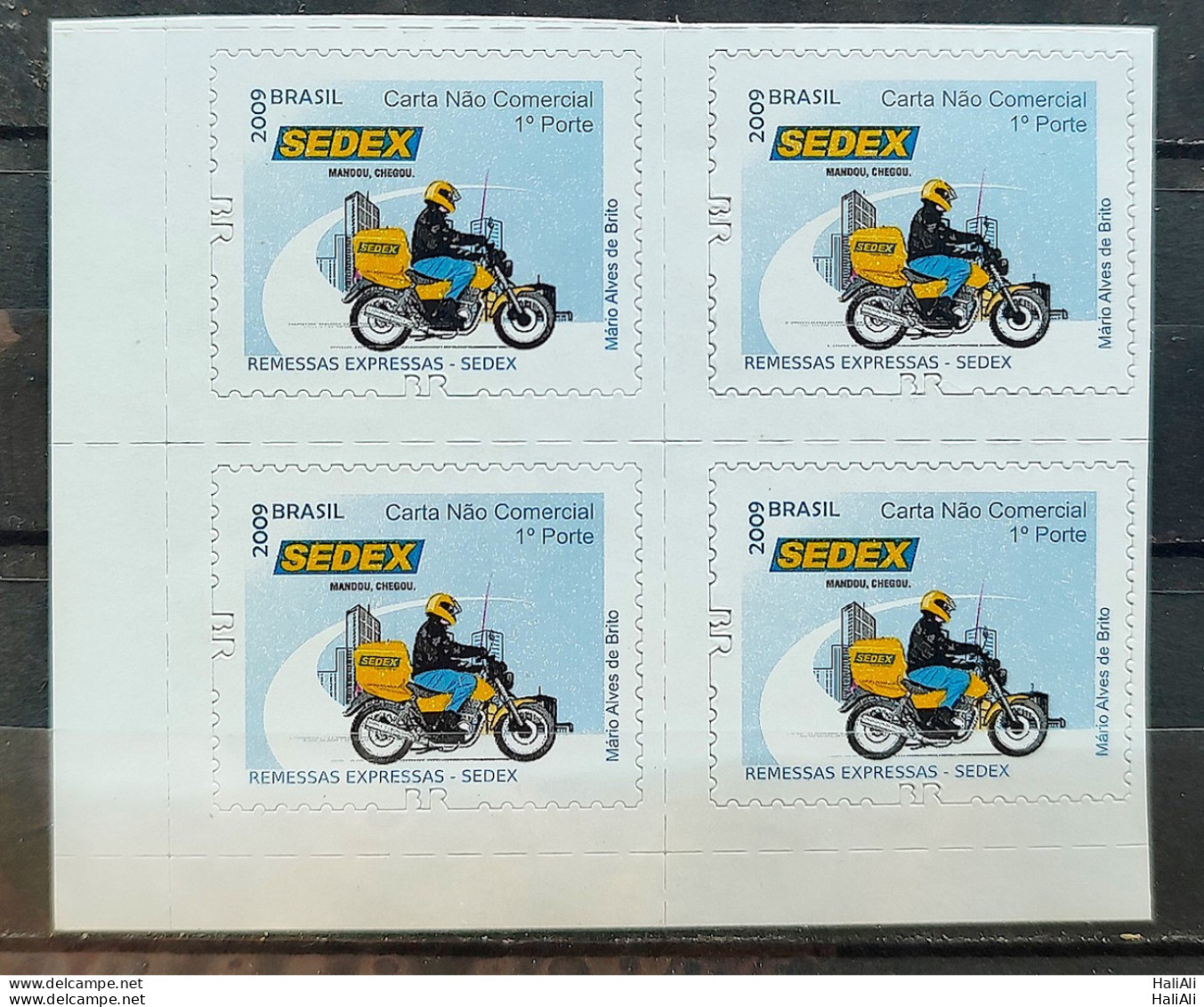 Brazil Regular Stamp RHM 852 Postal Service Sedex Moto Transport Perforation BR 2011 Block Of 4 - Nuovi