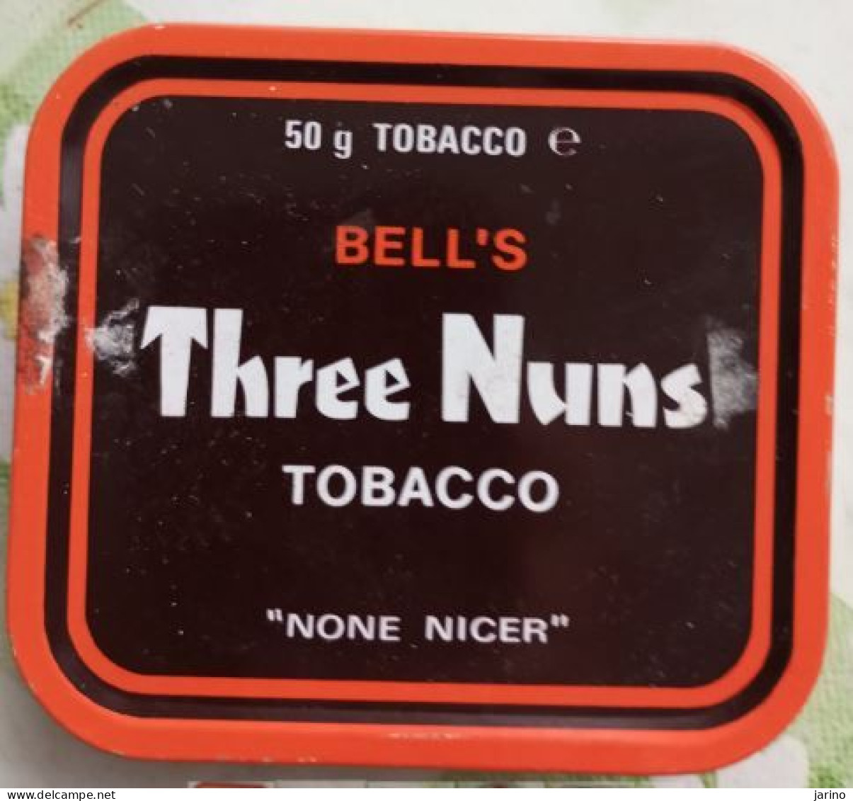 Ancient Empty Metal Tobacco Box BELL'S Three Nuns Tobacco, "None Nicer", Made In England, 10 X 8 X 3 Cm - Empty Tobacco Boxes