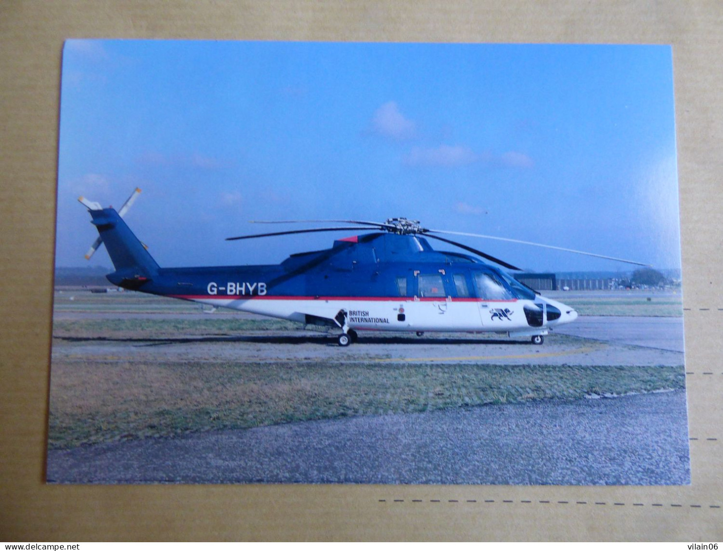 SIKORSKY S-76A   BRITISH INTERNATIONAL HELICOPTERS  G-BHYB - Hélicoptères