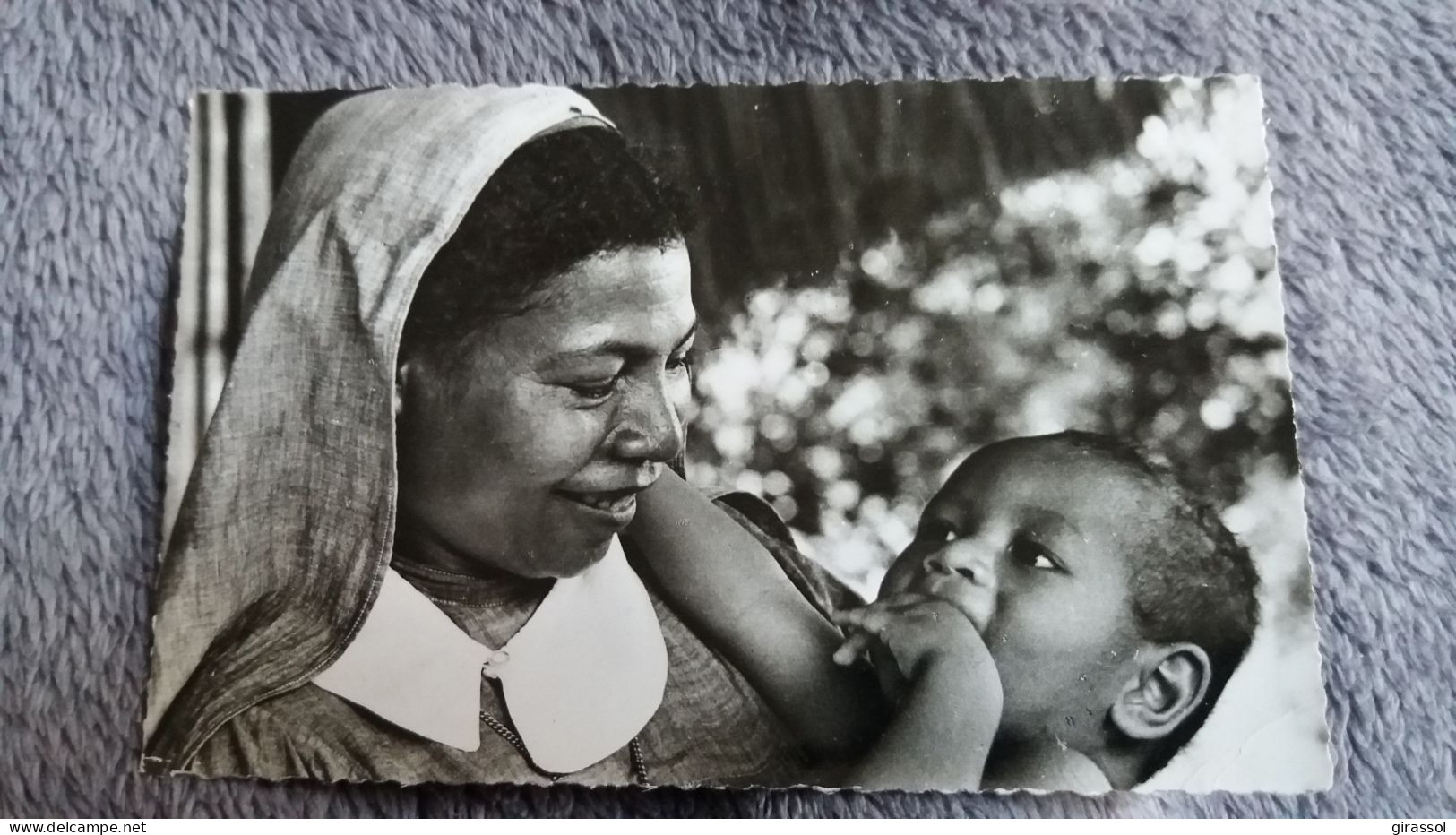 CPSM MISSION DE PAPOUASIE PETITE SOEUR PAPOUE ET L ORPHELIN ETHNIQUE ET CULTURE - Oceanië