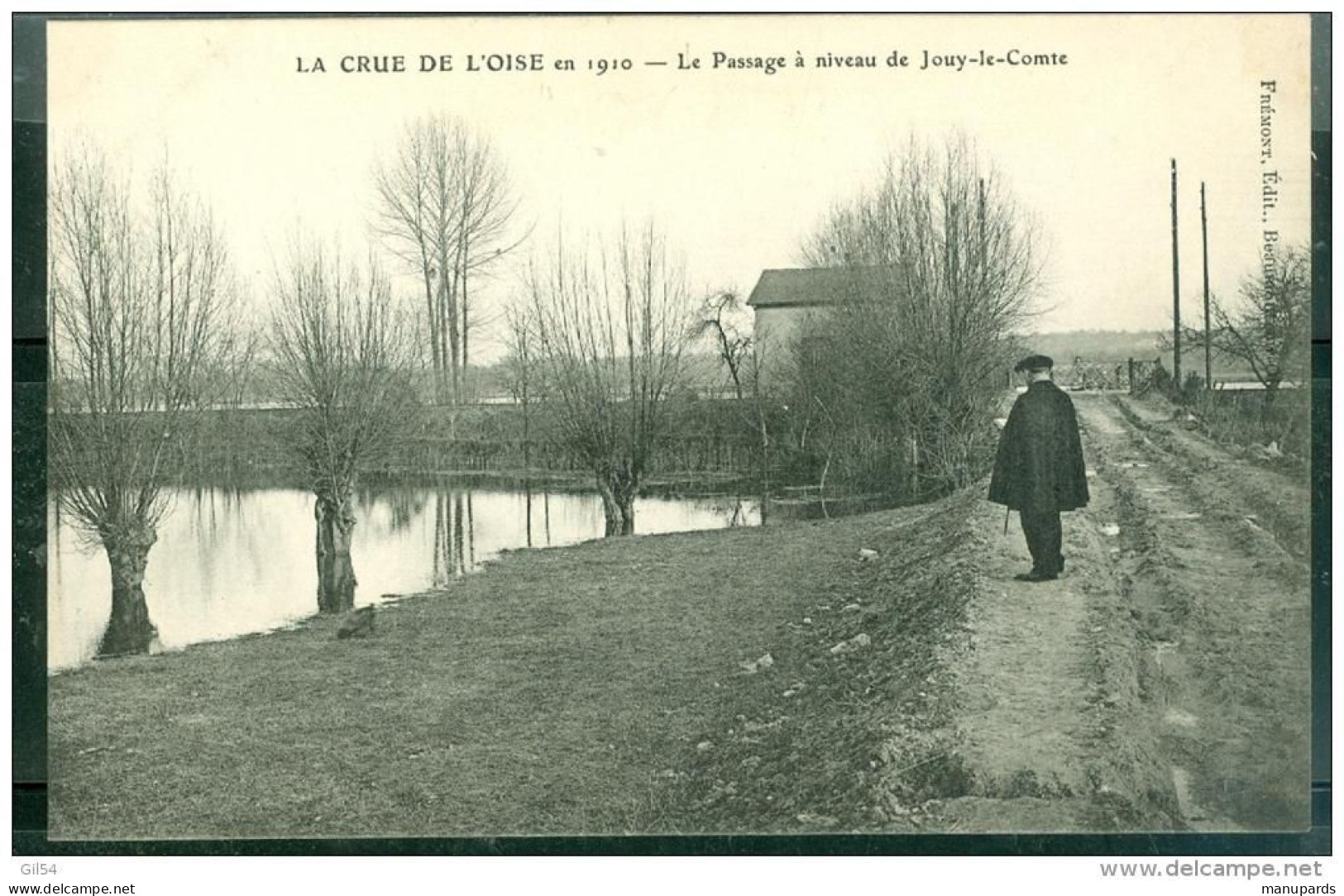 95 JOUY LE COMTE - PARMAIN / CARTE PHOTO / 1915 / POSTE GVC / PASSAGE A NIVEAU DE JOUY ? MILITAIRES / POILUS / SOLDATS