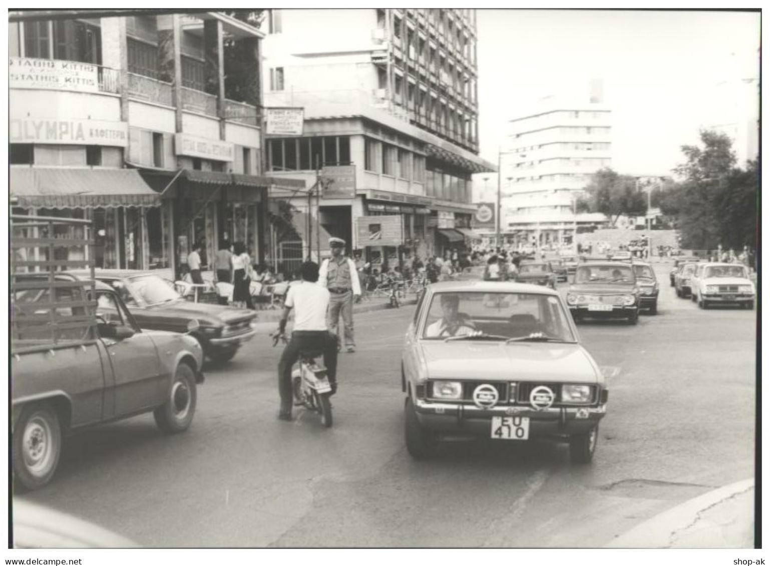 C5660/ Nikosia Zypern Autos Verkehr Foto 21 X 15 Cm 70er Jahre - Chipre