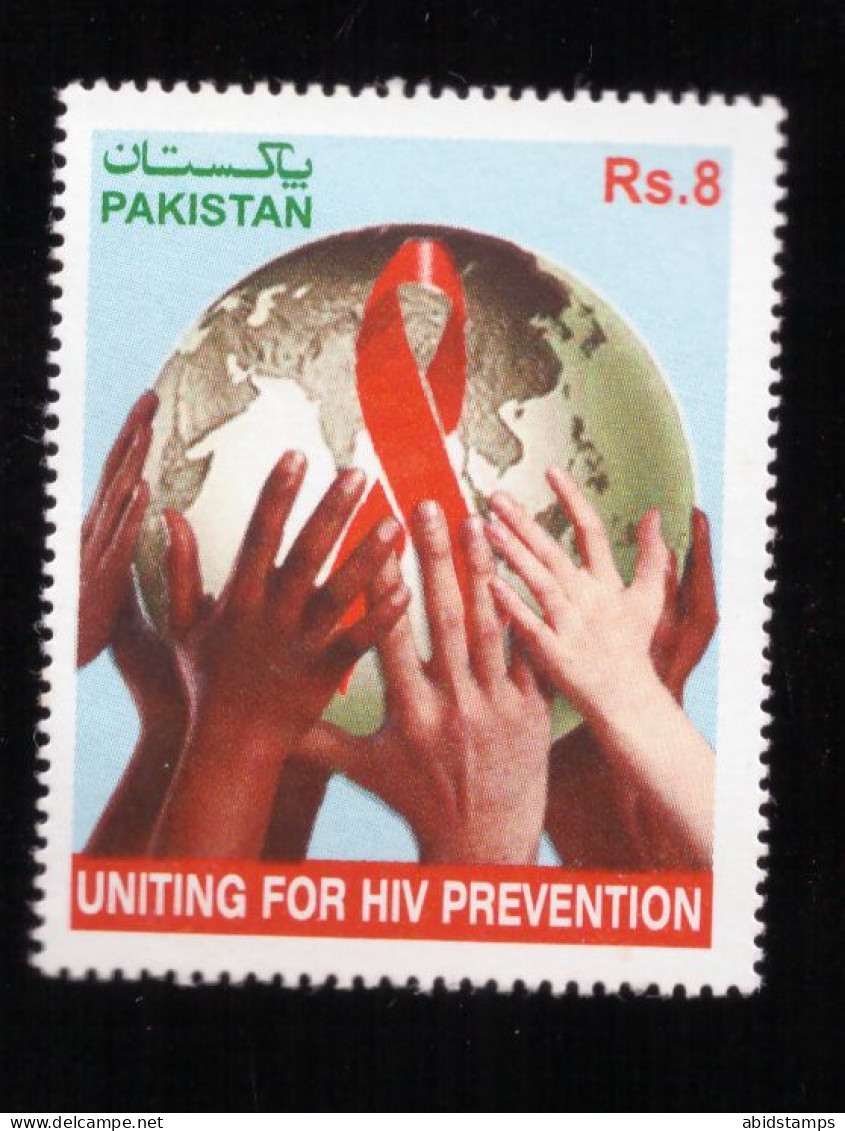 PAKISTAN STAMP  2011 UNITING FOR HIV PREVENTION  MNH - Pakistan