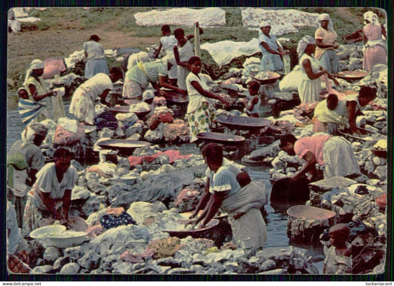 SÃO TOMÉ E PRÍNCIPE -LAVADEIRAS-Ilha De S.Tomé-Rio Agua Grande - Lavadeiras(Cliché De M. Silva Brito Nº011)carte Postale - Sao Tome En Principe