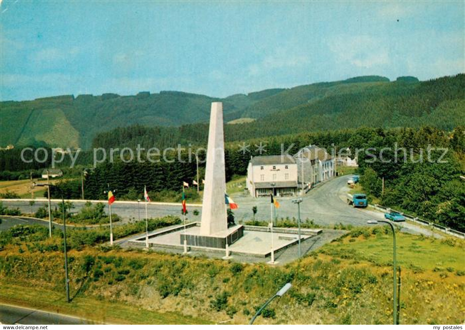 73518334 Martelange Monument Chasseurs Ardennais Martelange - Martelange