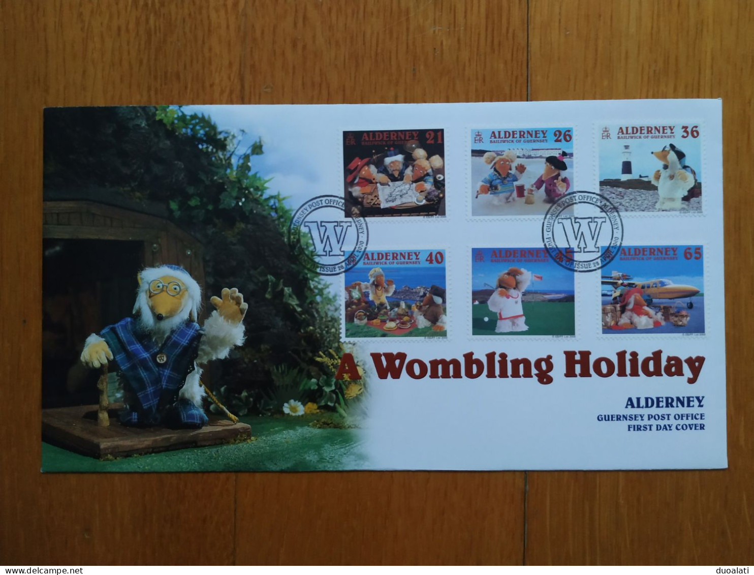 Alderney 2000 The Wombles A Wombling Holiday 2 FDCs Characters From Children's Literature - Cómics